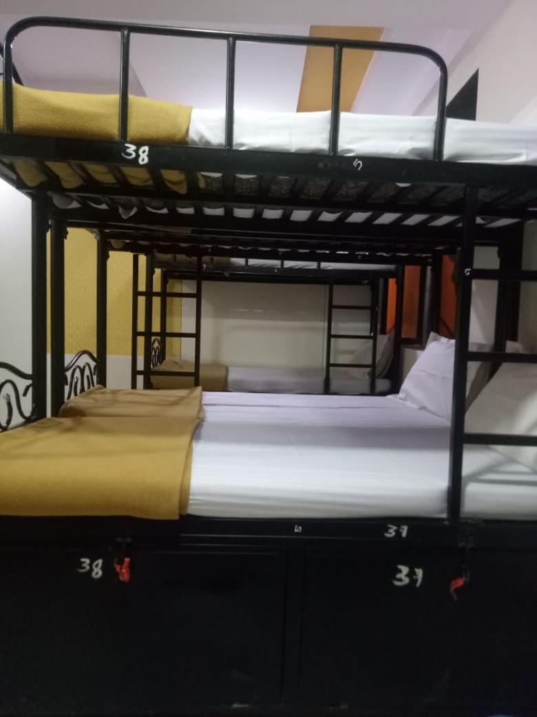 Bandra Dormitory Only For Indian Mumbai Kültér fotó